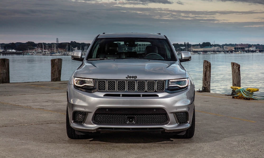 Jeep Grand Cherokee srt8 Silver