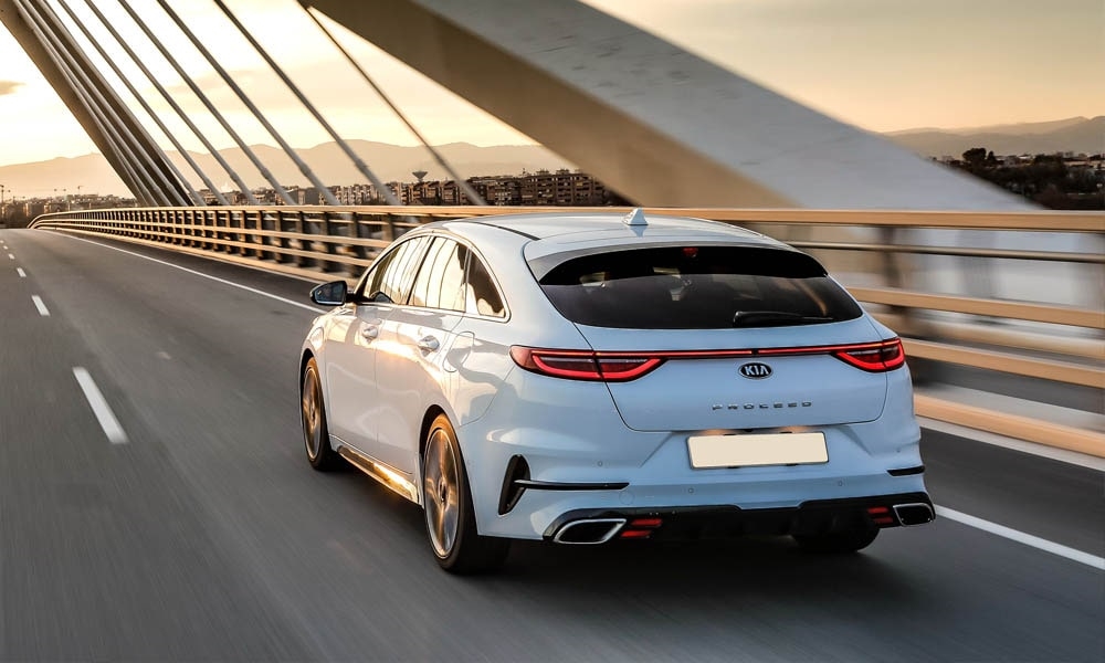 Kia proceed 2021